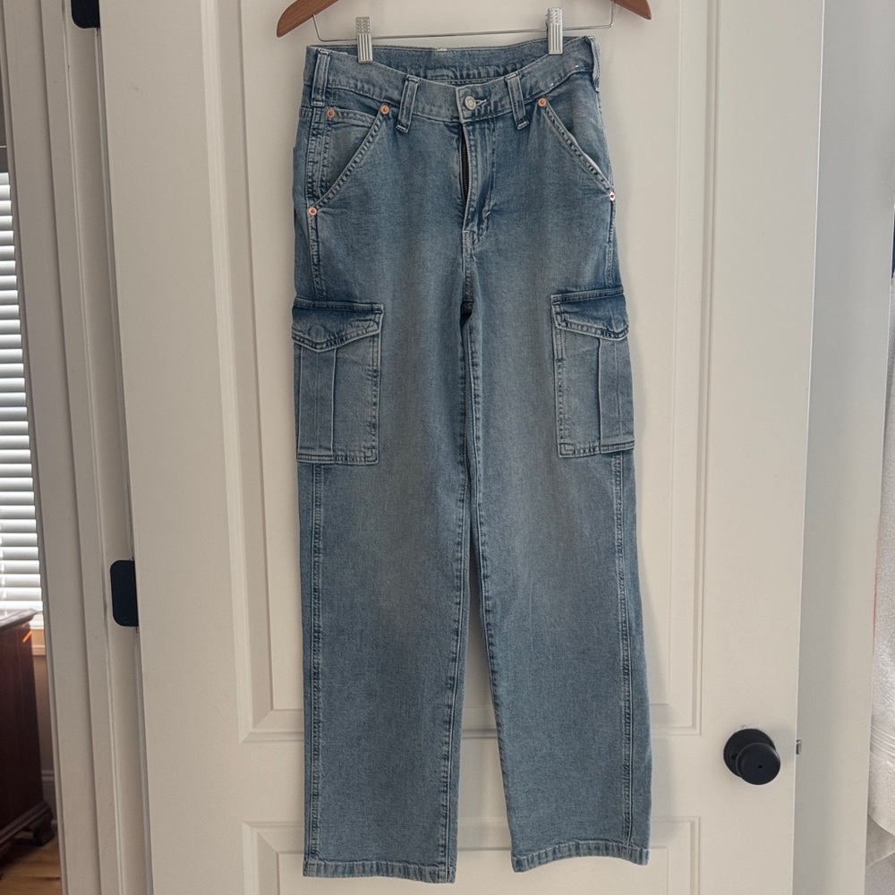 NWOT Gap 90’s Loose Mid Rise Jean, 00R